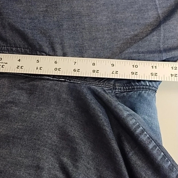 Gap 1969 Very Lightweight 100% cotton dark denim 5 pocket jean shorts - Picture 7 of 12